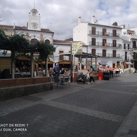 Alojamiento Alora Castillo Arabe Y Museo Exteriör bild